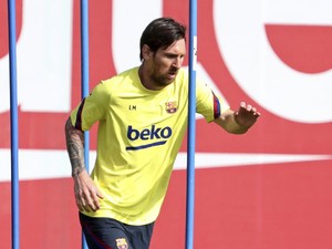 Lionel Messi Tularkan Hal Ini ke Rekan-rekannya di Barcelona
