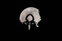 Potret Keindahan Supermoon di Berbagai Penjuru Dunia

Keindahan bulan purnama besar atau Supermoon menjadi fenomena terakhir di tahun 2020. Ini juga terlihat jelas hampir diberbagai belahan dunia. Beginilah foto-fotonya.