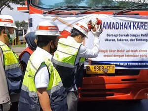Mendag Cek Akurasi Alat Ukur dan Layanan BBM Pertamina di Bandung