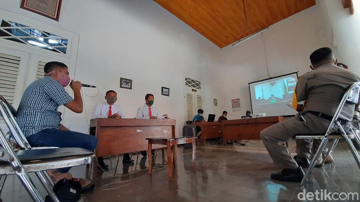 Sidang perdana pelanggaran masker di Banyumas
