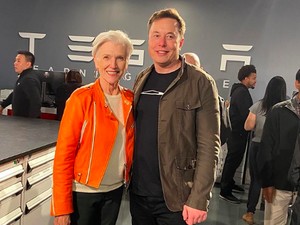 Elon Musk, Korban Bully yang Jadi Orang Terkaya Sedunia