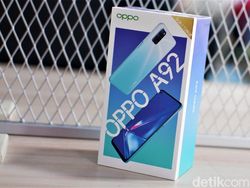 Unboxing Oppo A92, Ponsel Trendi Dibanderol Rp 4 Jutaan