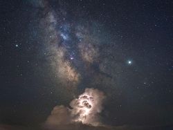 Terpukau Keindahan Rahasia Langit Malam