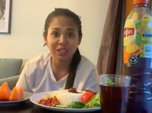 Puasa 16 Jam di Prancis, Mpok Rempong Buka Puasa Pakai Pecel Ayam
