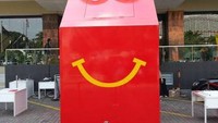 Sempat meninggalkan Sarinah Thamrin pada tahun 2009, McDonalds berhasil kembali lagi ke Sarinah Thamrin pada tahun 2011 melalui proses tender.  Istimewa/Dok. Facebook McDonalds Sarinah.