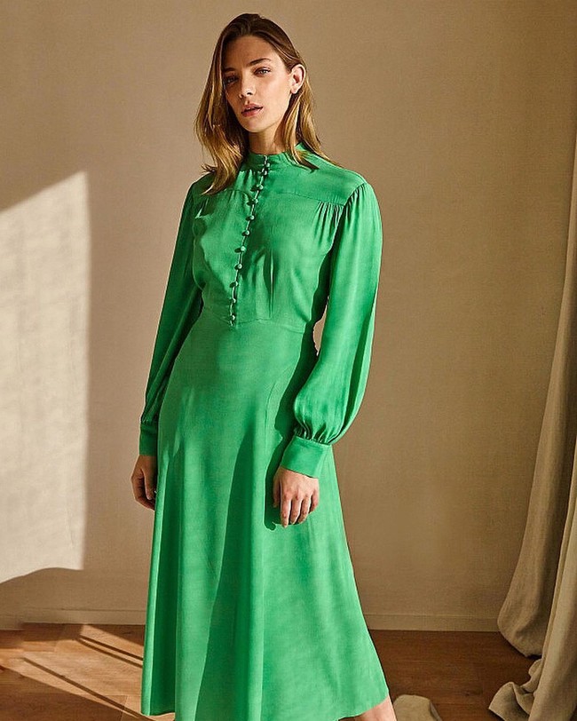 Benar-benar darah, keringat, dan air mata dari ratusan jam minim tidur dan tidak menyerah, semuanya terbalaskan! Kami semua sangat diberkati dan kami merasa sangat bangga dengan prestasi besar kami ini, tambah Harriet.Foto: Instagram @harriettrosee1