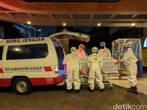 Cerita Relawan PMI Pengubur Jenazah di Sleman: Tiap Malam Datangi Makam