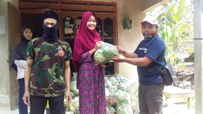Warga Magelang menggalang sedekah sayur
