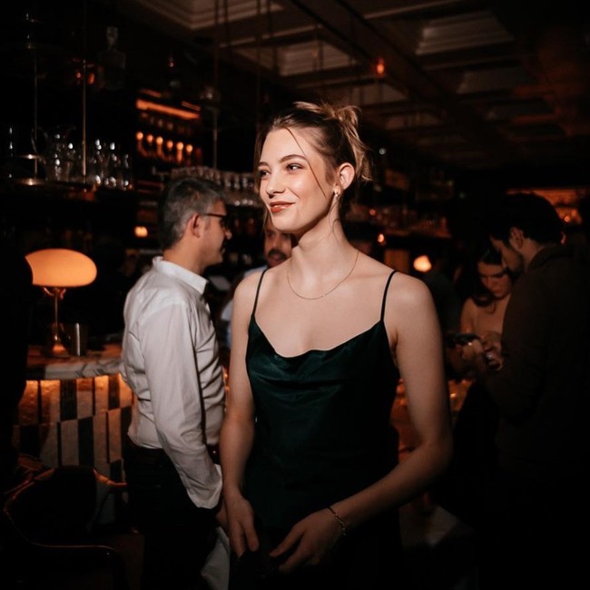 Harriet merasa beruntung bahwa selama ia merawat di panti tersebut tidak ada orang tua atau pun staf yang terkena virus Corona. Meski begitu, ia dan para perawat lainnya mengaku cukup kelelahan dalam melaksanakan tugas mereka.Foto: Instagram @harriettrosee1