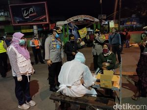 Ratusan Pedagang 2 Pasar di Bojonegoro Rapid Test, 82 Reaktif