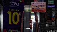 Meskipun begitu, beberapa lainnya terlihat tutup. 