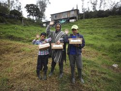 Petani di Kolombia Jadi YouTuber Dadakan Gegara Corona