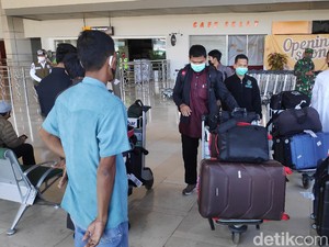 43 Mahasiswa WNI dari Arab Tiba di Sulsel, 1 Orang Dirawat di Wisma Atlet