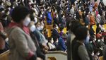 Ratusan Warga Korea Selatan Kembali Beribadah di Gereja