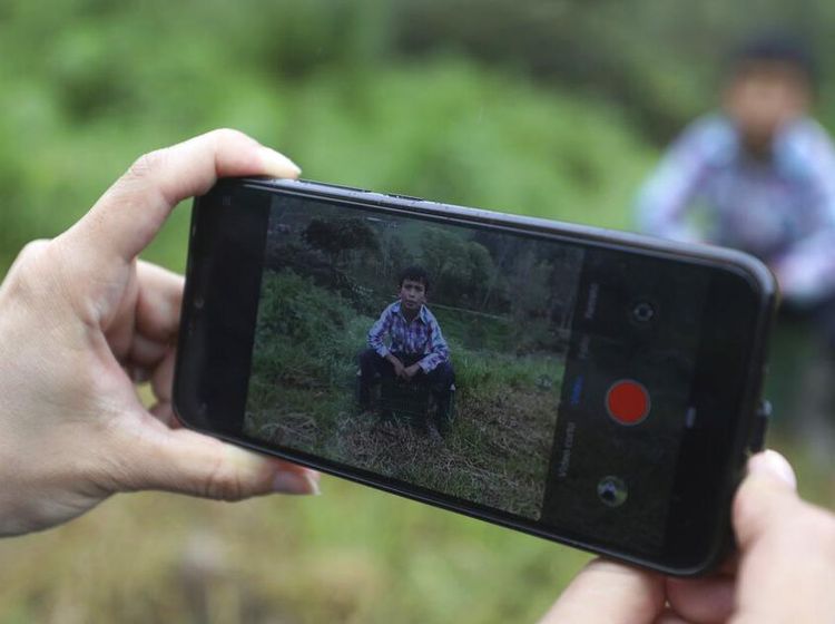 Petani di Kolombia Jadi YouTuber Dadakan Gegara Corona