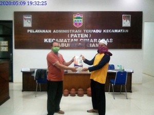 Pemkab Ciamis Mulai Salurkan Logistik ke Dapur Umum di Sejumlah Desa