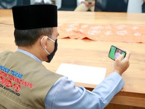 Bupati Anas Sapa Penyintas COVID-19 di Banyuwangi