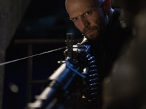 Sinopsis Film Mechanic: Resurrection, Balas Dendam Pembunuh Bayaran