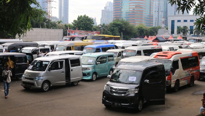 Promosi Jasa Mudik di FB, Tiket Travel Gelap 4 Kali Lipat dari Tarif Normal