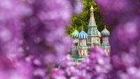 Miniatur Gereja Santo Basilika Moskow terlihat di Miniworld, Lichtenstein. Miniworld ini berada di negara terkecil di Eropa dengan luas sekitar 160 km2 dan jumlah populasi kurang dari 50.000 jiwa. Luasnya sangat kecil bila dibandingkan dengan Jakarta yang mempunyai luas 664 km2.