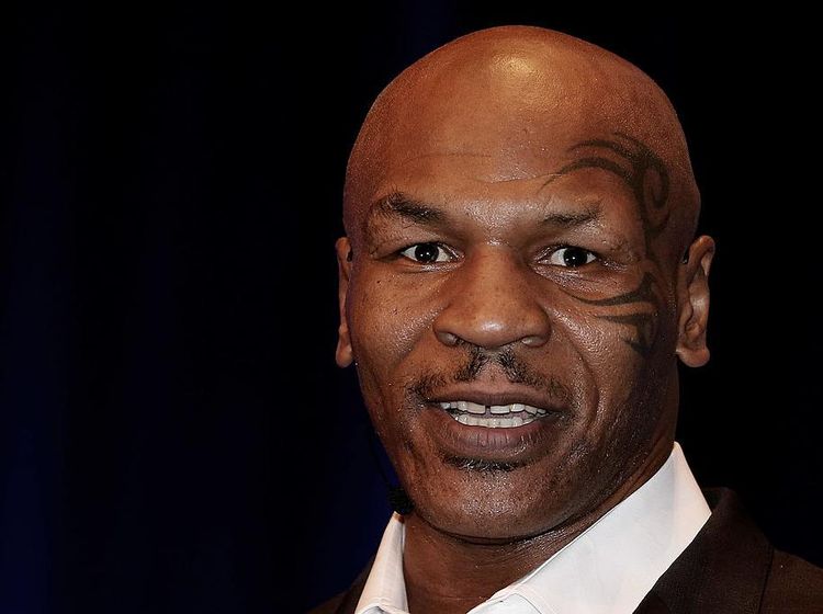 Menyibak Makna Tato di Muka Mike Tyson