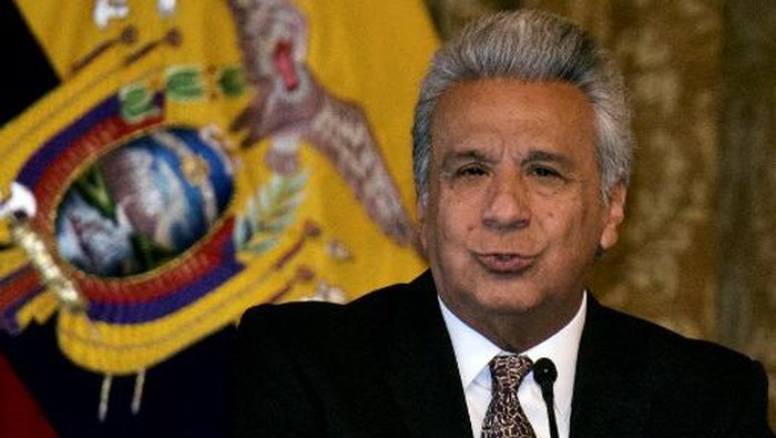 Ecuadors President Lenin Moreno delivers a speech during a meeting with social organizations at the Carondelet Palace in Quito on March 10, 2020. (Photo by Rodrigo BUENDIA / AFP)