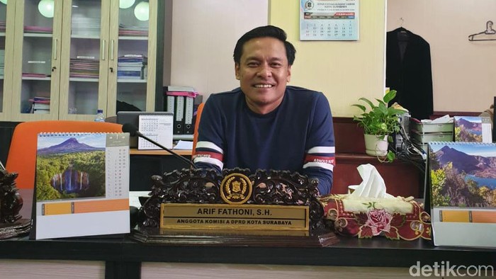 Ketua Fraksi Golkar DPRD Kota Surabaya Arif Fathoni