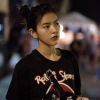  Ggigie bukanlah artis pertama yang jadi sasaran kebencian netizen Indonesia karena perannya sebagai pelakor. Sebelumnya artis asal Korea Selatan Han So Hee juga dibully netizen Indonesia di Instagram karena perannya sebagai pelakor di drama The World of The Married. Foto: Instagram @ggigie