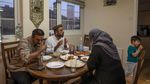 Potret Keluarga Muslim di London dan Australia saat Ramadhan