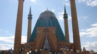 Selain menjadi tempat ibadah, Masjid Mashkhur Jusup juga dilengkapi dengan fasilitas umum seperti gedung sekolah, gedung pernikahan, museum budaya Islam, perpustakaan, dan sejumlah ruangan umum lainnya. Istimewa/Dok. Wikipedia/Zac allan.