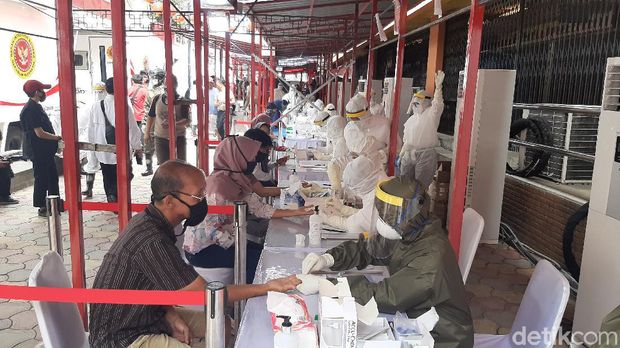 tes massal di pasar bogor
