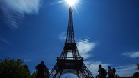 Salah satu landmark yang perlu disebutkan lagi, menjadi salah satu koleksi Miniworld. Tingginya 12 meter. Lichtenstein merupakan negara dengan sistem kerajaan yang terhimpit oleh Jerman, Austria dan Swiss.