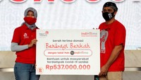 Program Donasi Berbagi Berkah menjadi program donasi lanjutan Telkom yang mengajak seluruh pelanggan IndiHome untuk berkontribusi membantu masyarakat yang terkena dampak COVID-19 melalui aplikasi myIndiHome, dengan menukar poin myIndiHome. Setiap penukaran 100 poin myIndiHome pelanggan akan dikonversikan setara dengan donasi sebesar Rp10.000. Melalui program donasi ini, IndiHome telah mengumpulkan donasi senilai Rp 537 juta selama kurang dari satu bulan. Foto: dok. Telkom