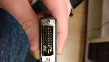 Bagaimana bisa pin bisa bengkok? Foto: Bored Panda