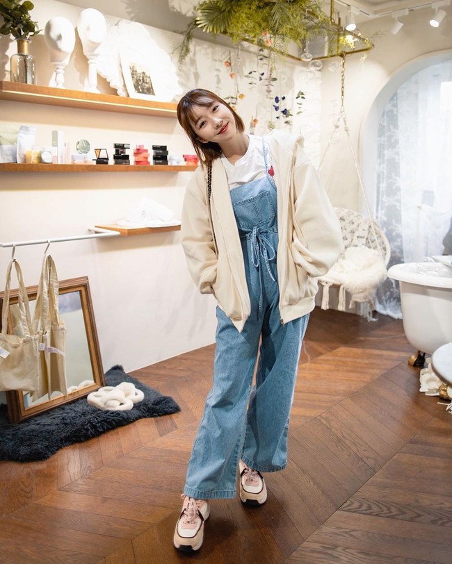 Sunny Dahye adalah nama yang kini populer digunakan wanita cantik itu. Namun, nama aslinya adalah Dahye.  Foto: dok. Instagram