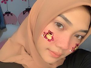 Disebut Mualaf Karena Pacar, Begini Jawaban Menohok Cindy Caroline