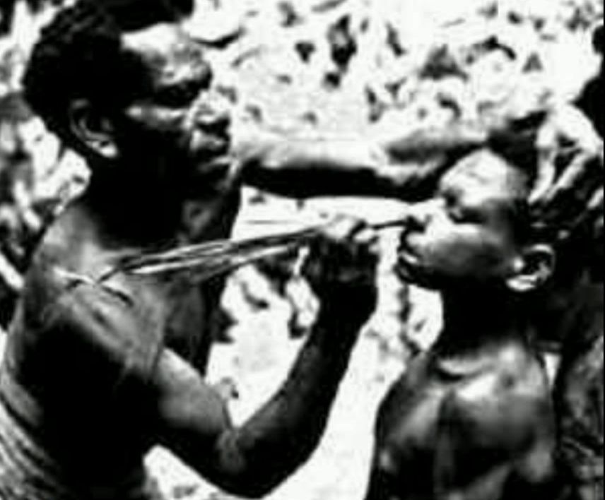Suku Sambia di Papua Nugini