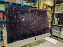 Foto Masalah Kantor yang Bikin Tim IT Geleng-geleng