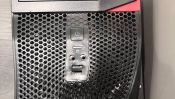 Akibat kelalaian karyawan yang meletakan heater yang diletakkan dekat PC. Foto: Bored Panda