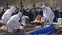 Kasus positif terbanyak berasal dari Amerika Serikat disusul Spanyol, Italia, Inggris, dan Rusia. AP Photo/Dmitri Lovetsky
