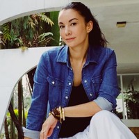 Nadya Hutagalung memiliki ibu yang berasal dari Australia. Sedangkan ayahnya merupakan warga negara Indonesia bersuku Batak. Foto: Instagram @nadyahutagalung