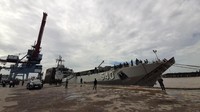 Sebanyak 450 personel Yonif 200/Raider Kodam Sriwijaya diberangkatkan menggunakan KRI Teluk Lampung dari Pelabuhan Boom, Senin (11/5/2020).