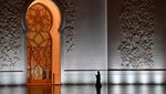 Kemegahan Masjid Terbesar Ketiga di Dunia Sheikh Zayed Grand Mosque