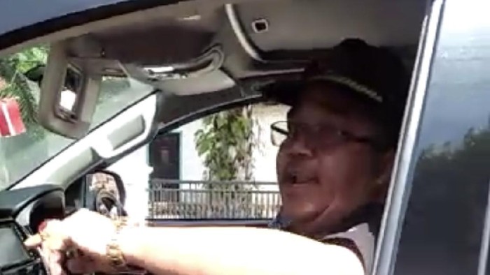Viral Anggota DPRD Pasaman Tak Bermasker Ribut dengan Petugas PSBB