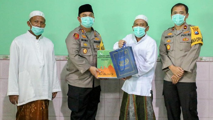 Cara Polisi Jaga Kamtibmas di Tengah Wabah Corona
