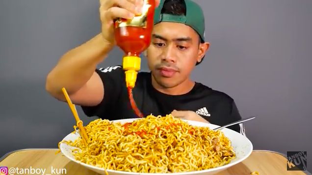 Tanboy Kun sahur mie instan Afrika