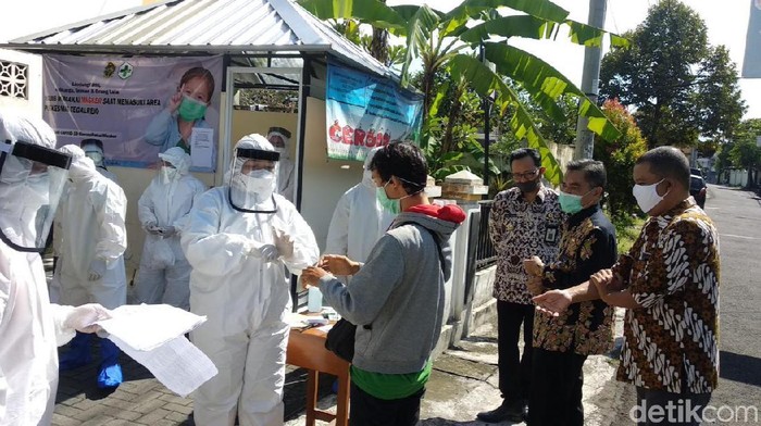 Rapid test hari pertama klaster Indogrosir di Kota Yogyakarta
