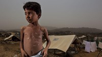 Dalam sejarah Islam awal masuknya Islam ke Yaman bermula pada 630 M. Kala itu, Nabi Muhammad SAW mengutus saudara sepupu yang juga menantunya, Ali bin Abi Thalib RA, ke Sanaa dan sekitarnya untuk menyampaikan syiar Islam.  Brent Stirton/Reportage by Getty Images.