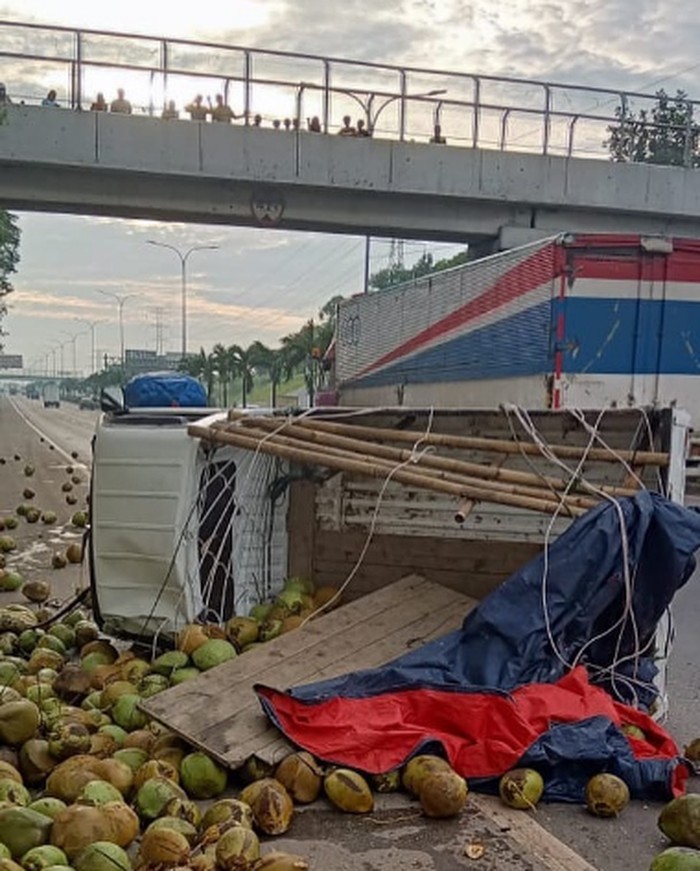 truk pengangkut makanan