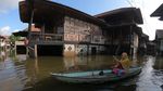 Banjir di Jambi Akibat Luapan Sungai Batanghari Meluas
